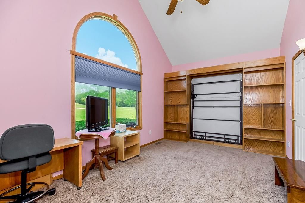 30605 CRYSTAL AIRE Drive — photo 25
