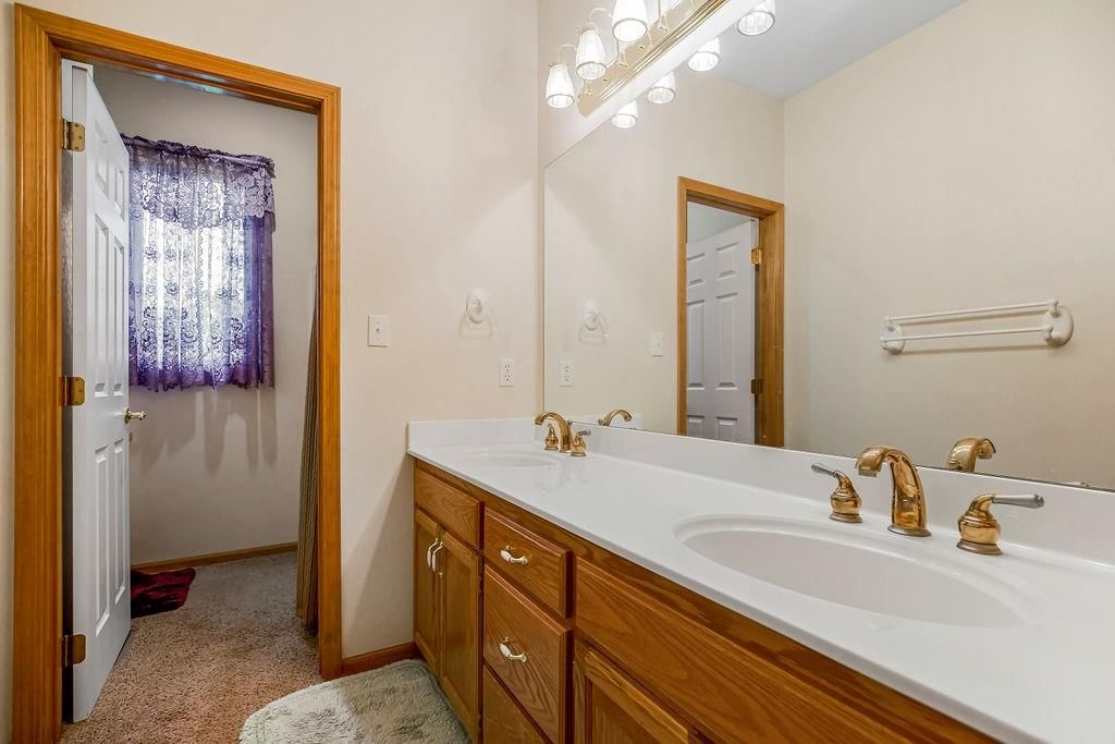 30605 CRYSTAL AIRE Drive — photo 26