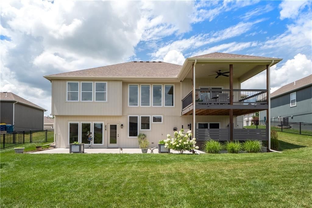 2207 Foxtail Drive — photo 42