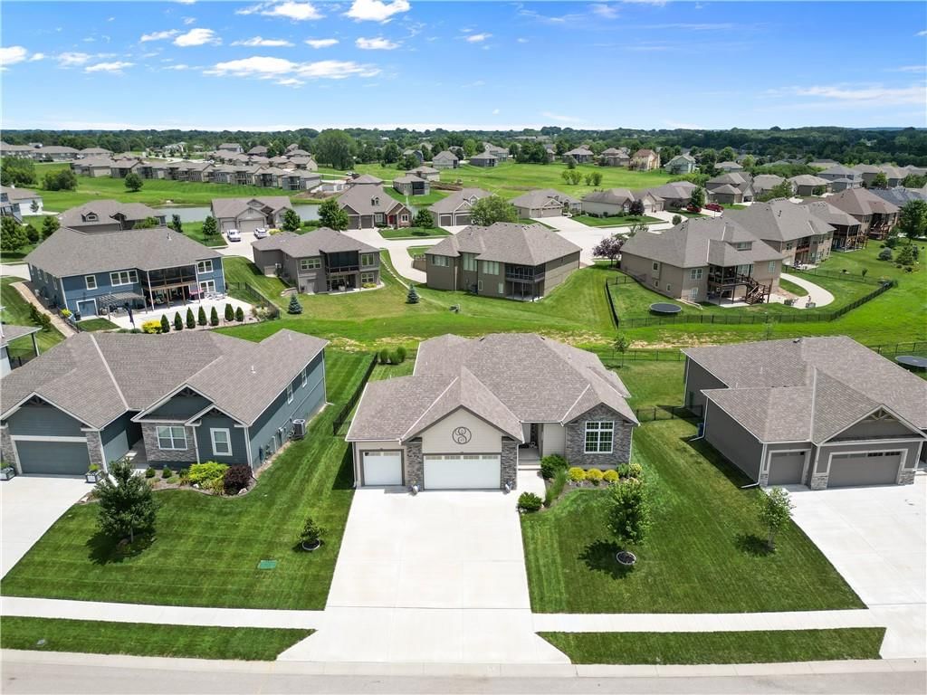 2207 Foxtail Drive — photo 47
