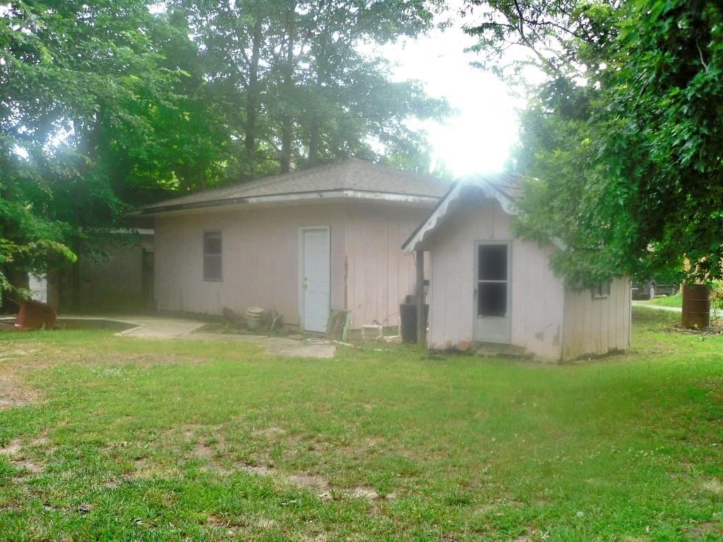 1603 N Elm Street — photo 22