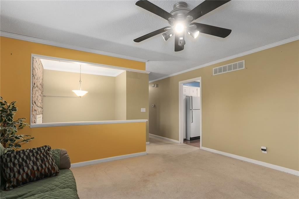 5305 N Denver Avenue — photo 5