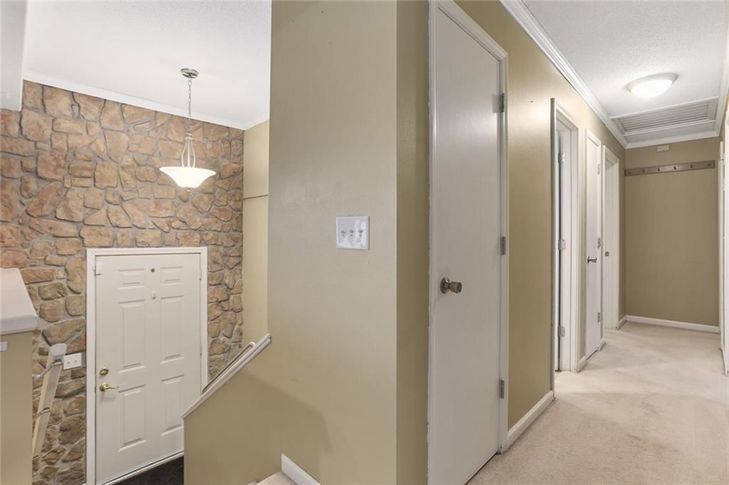 5305 N Denver Avenue — photo 9