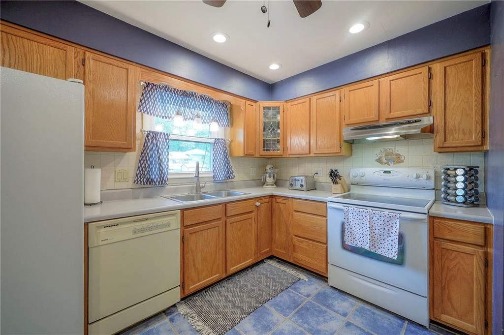 9809 Kessler Street — photo 13