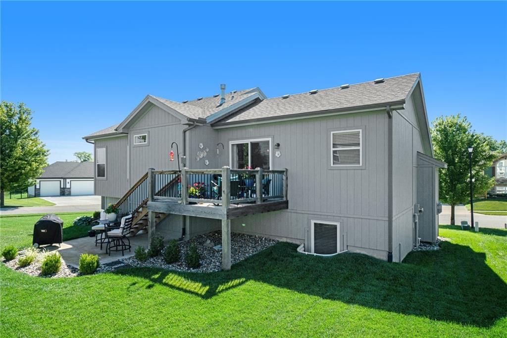 1824 N 91st Street — photo 31