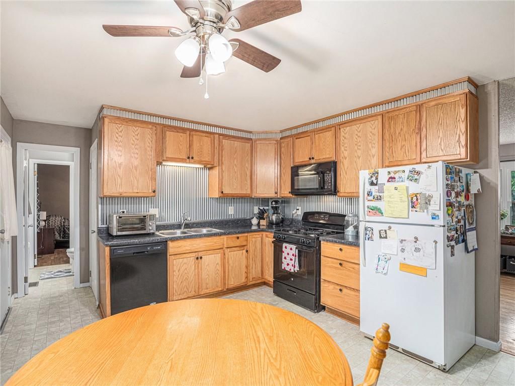 504 N Seminole Drive — photo 12