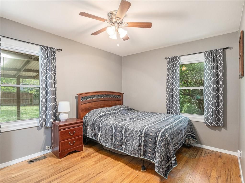 504 N Seminole Drive — photo 15
