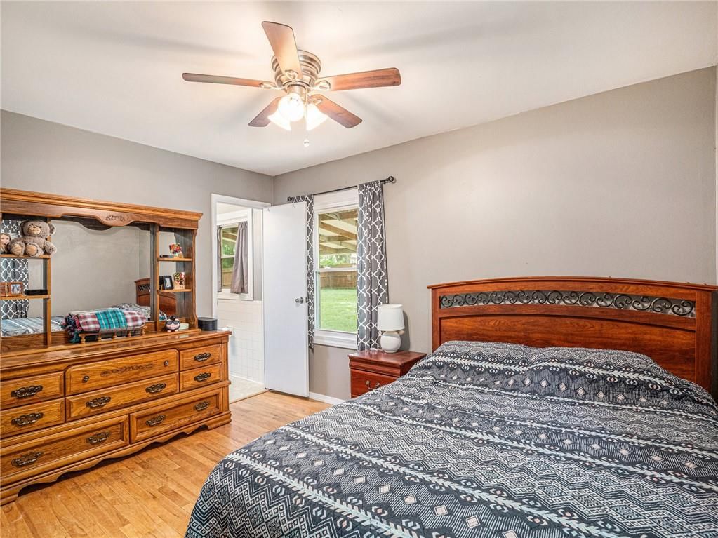 504 N Seminole Drive — photo 17