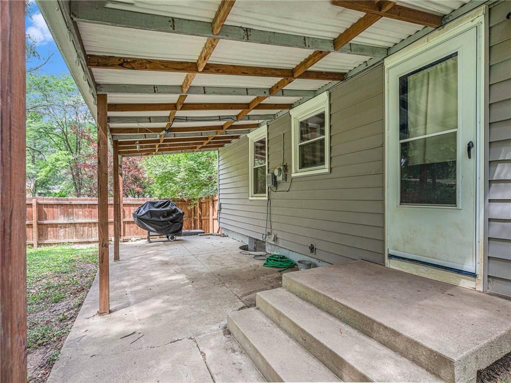 504 N Seminole Drive — photo 24
