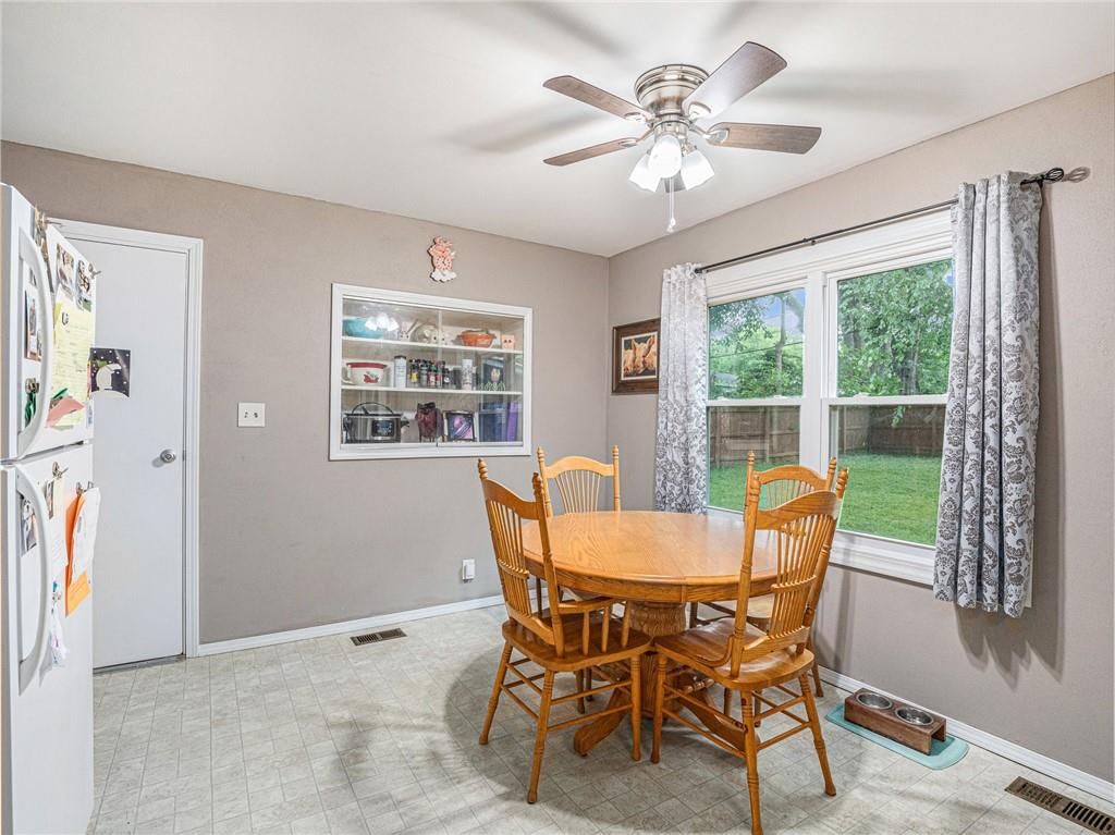 504 N Seminole Drive — photo 10