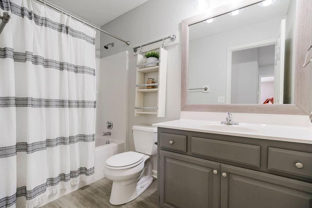 9122 N Holly Street — photo 14