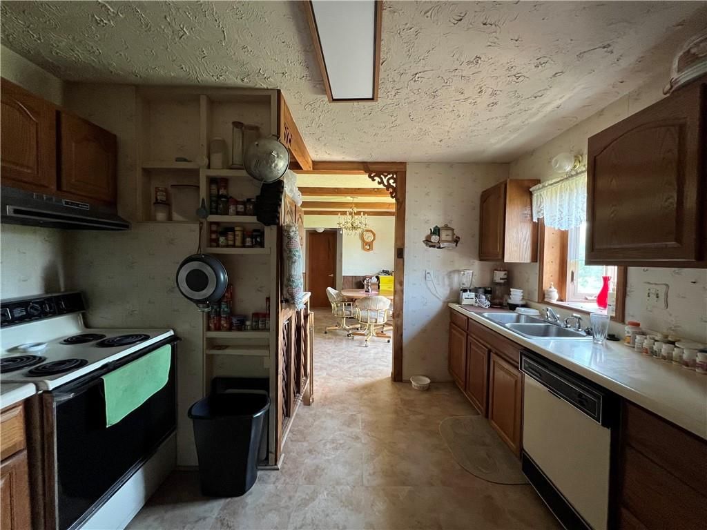 1704 S State Route 291 N/A — photo 28