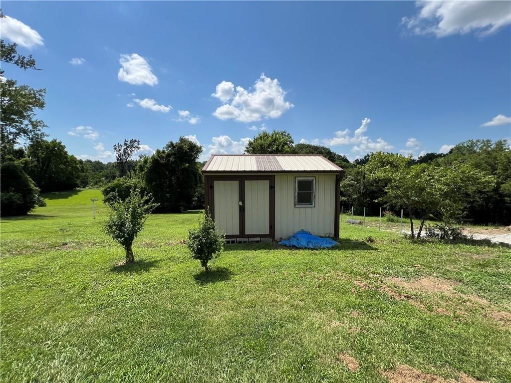 1704 S State Route 291 N/A — photo 37