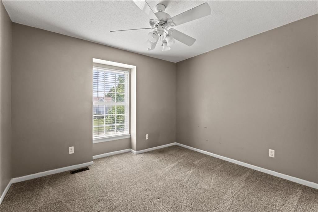 850 W Elizabeth Street — photo 27