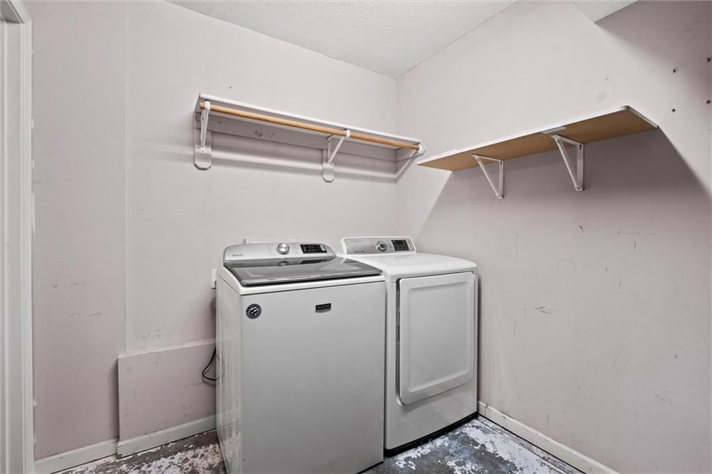 850 W Elizabeth Street — photo 41