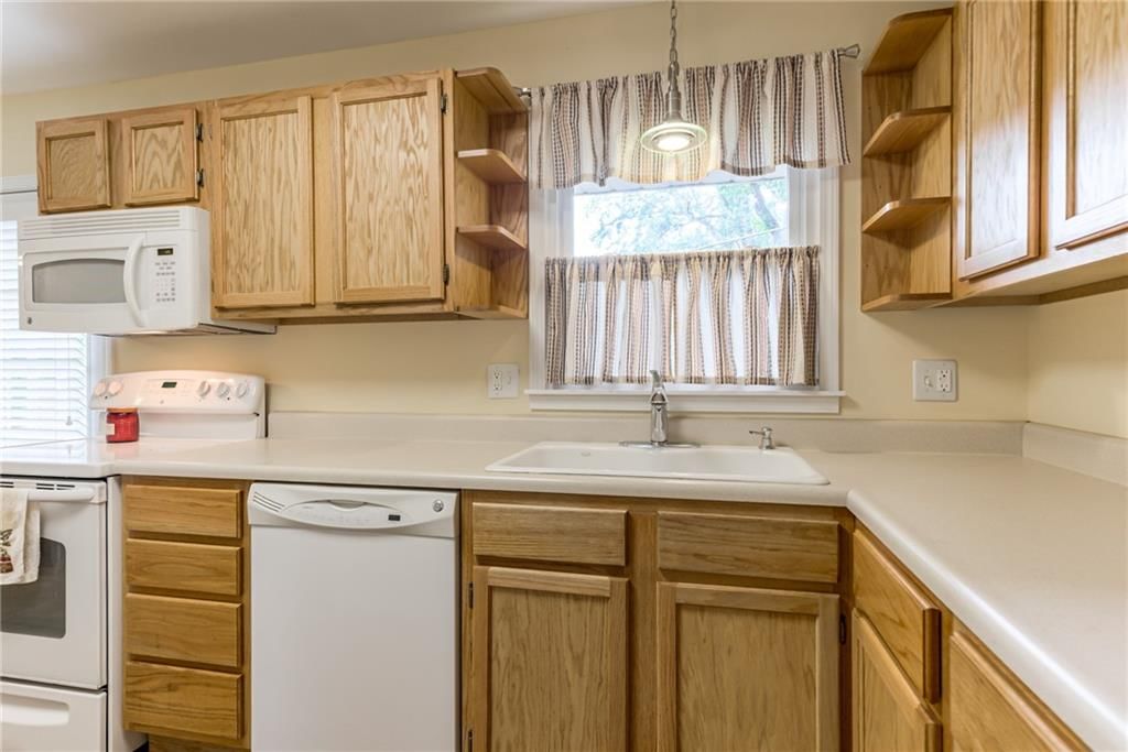 11302 Cleveland Avenue — photo 8