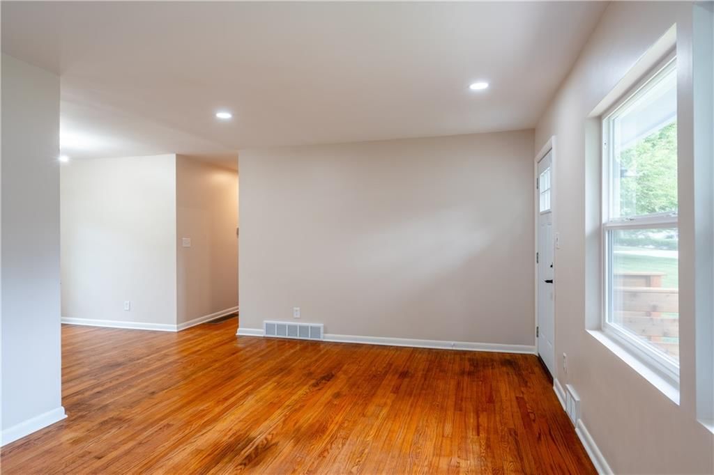4608 E 114 Terrace — photo 5