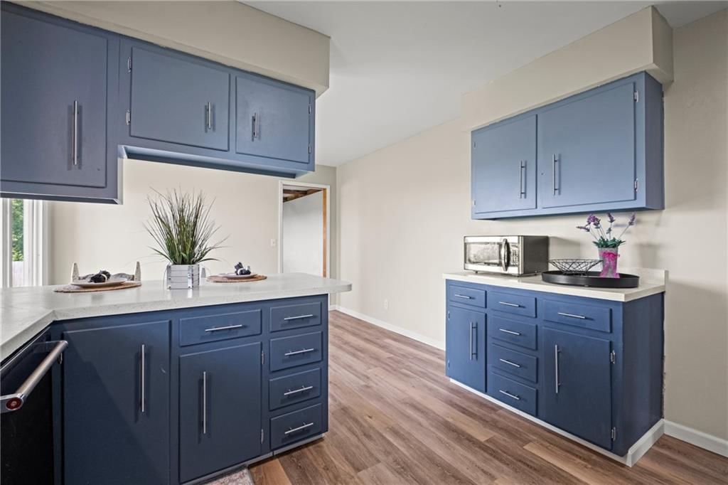 115 Ridgeway Drive — photo 15