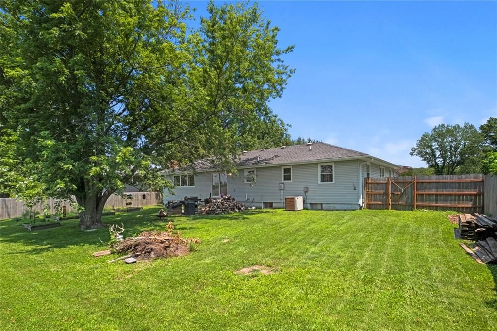 115 Ridgeway Drive — photo 27