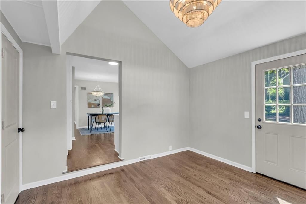 5740 Dearborn Street — photo 13