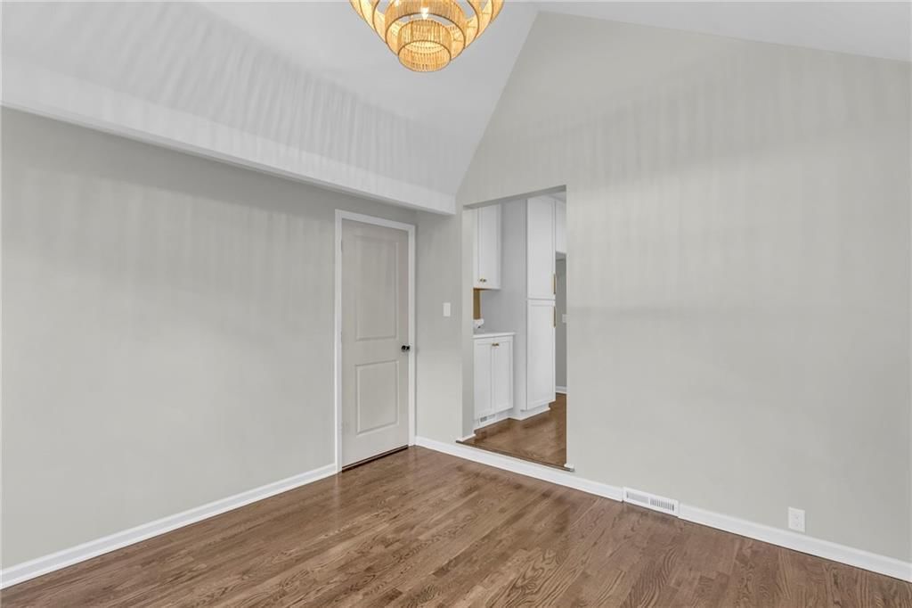 5740 Dearborn Street — photo 14