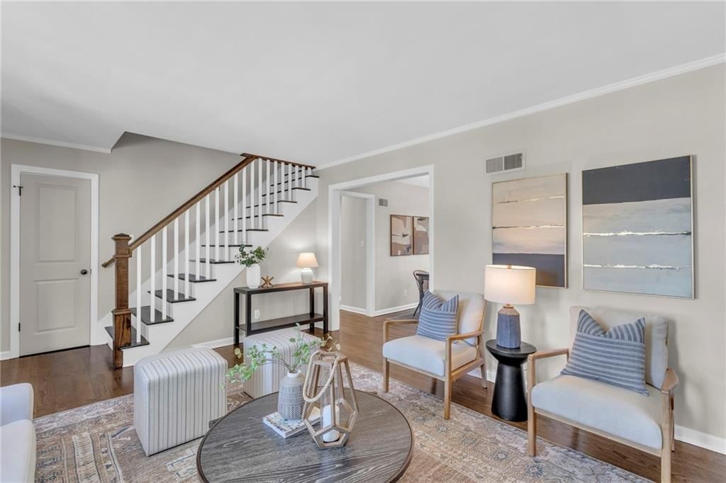 5740 Dearborn Street — photo 3