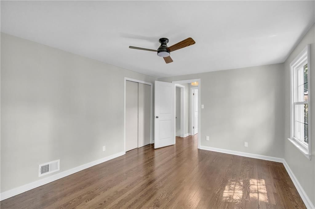 5740 Dearborn Street — photo 24