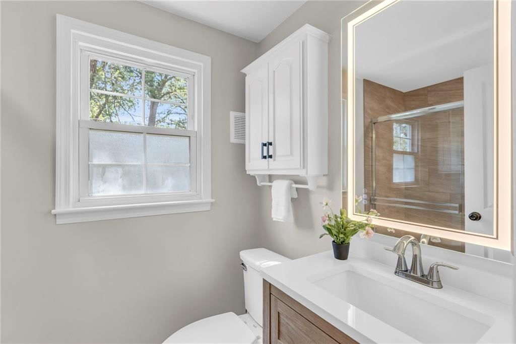 5740 Dearborn Street — photo 25