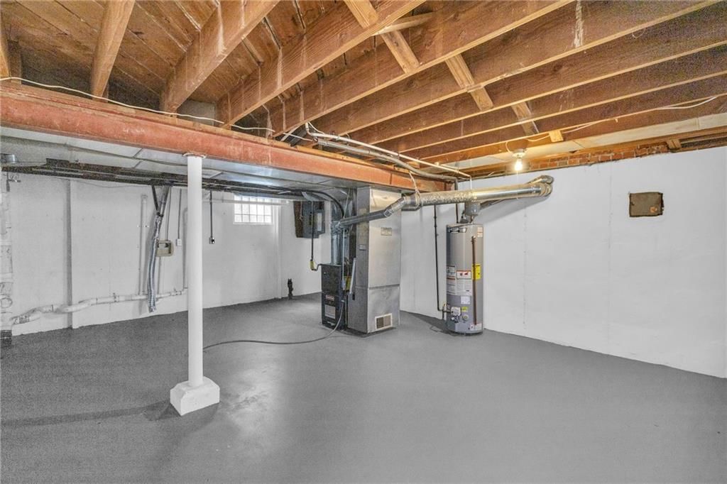 5740 Dearborn Street — photo 30