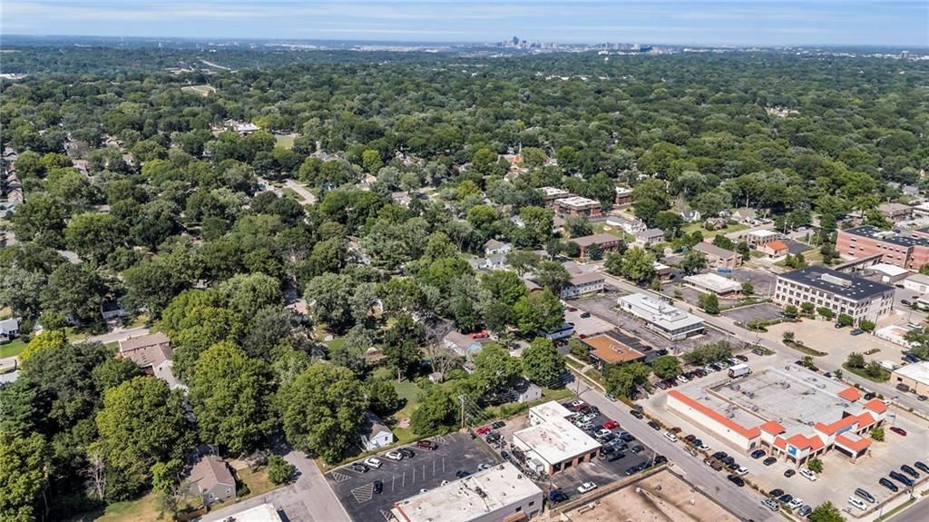 5740 Dearborn Street — photo 44