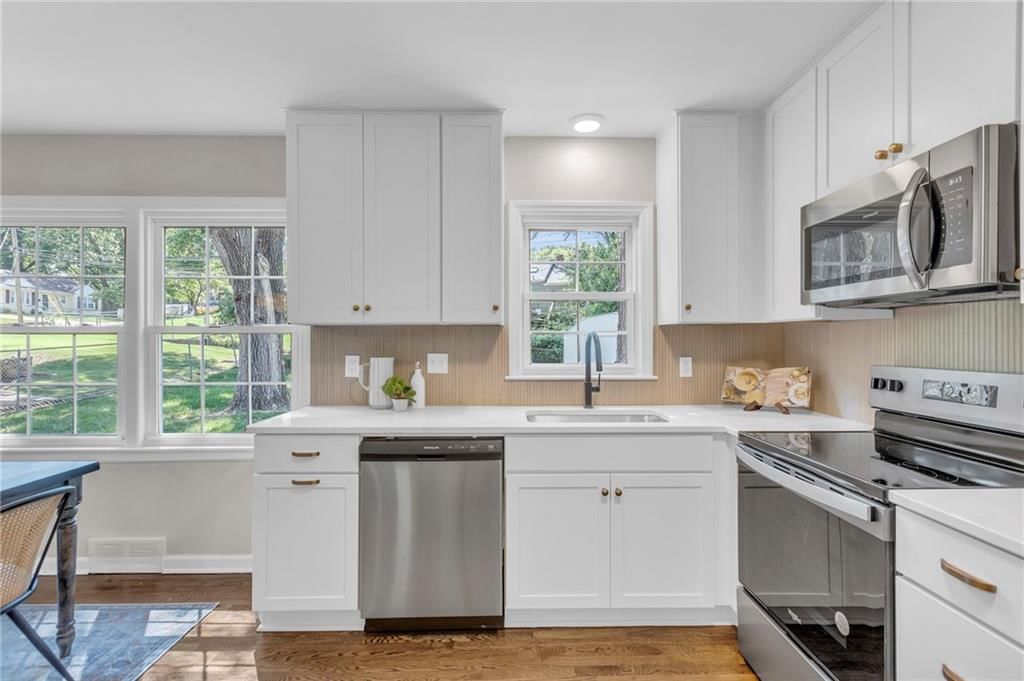 5740 Dearborn Street — photo 10