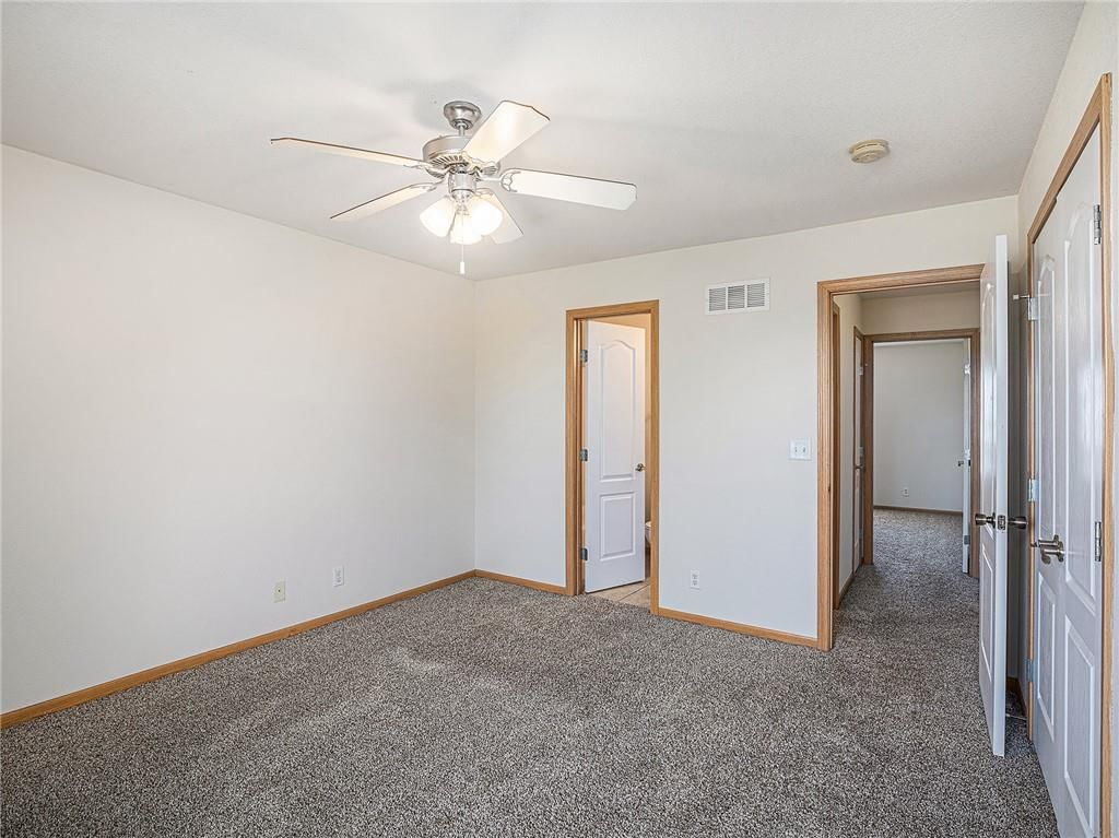 1227 NW Ashley Lane — photo 17