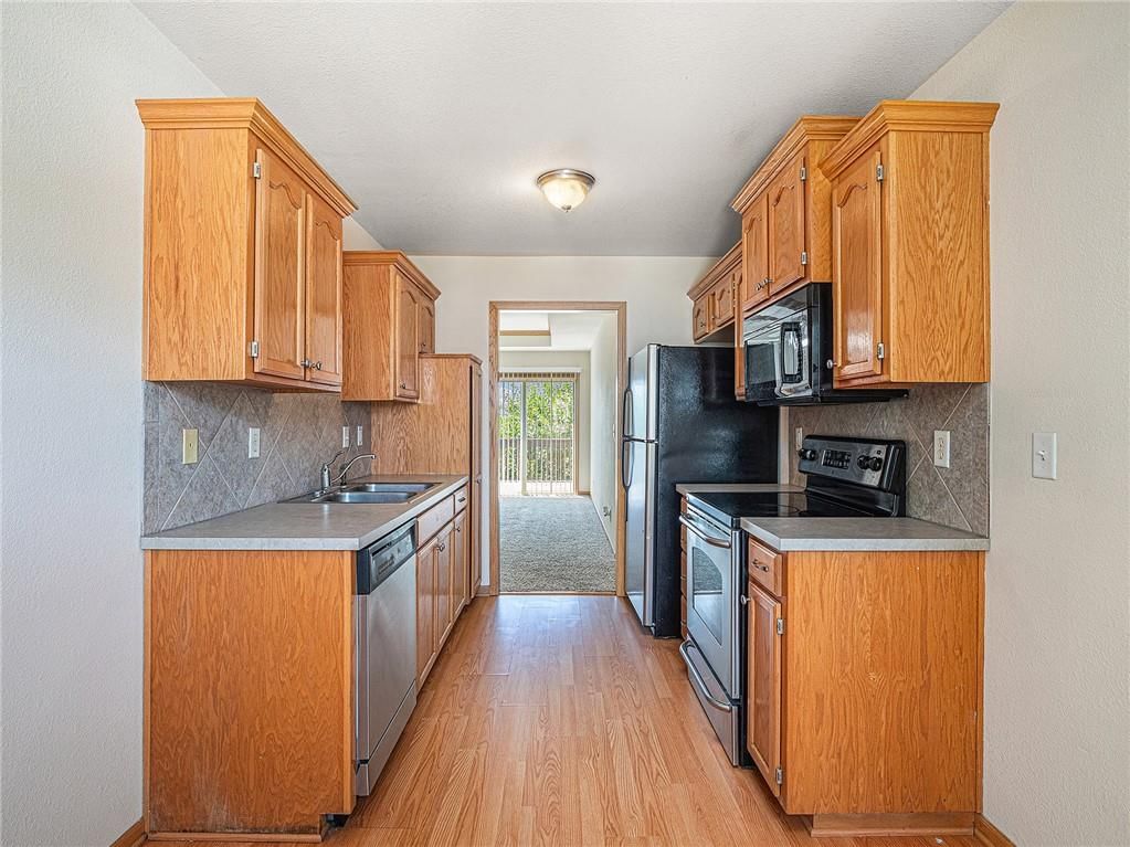 1227 NW Ashley Lane — photo 9