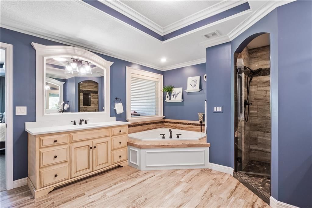 9816 STONEHAUS Drive — photo 25