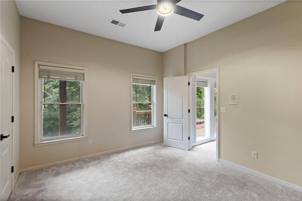 2710 NE 76th Terrace — photo 50
