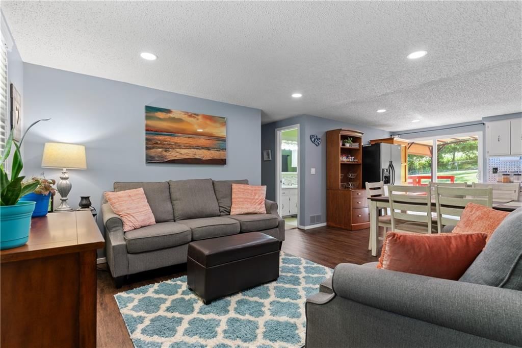 6514 N Harden Avenue — photo 17