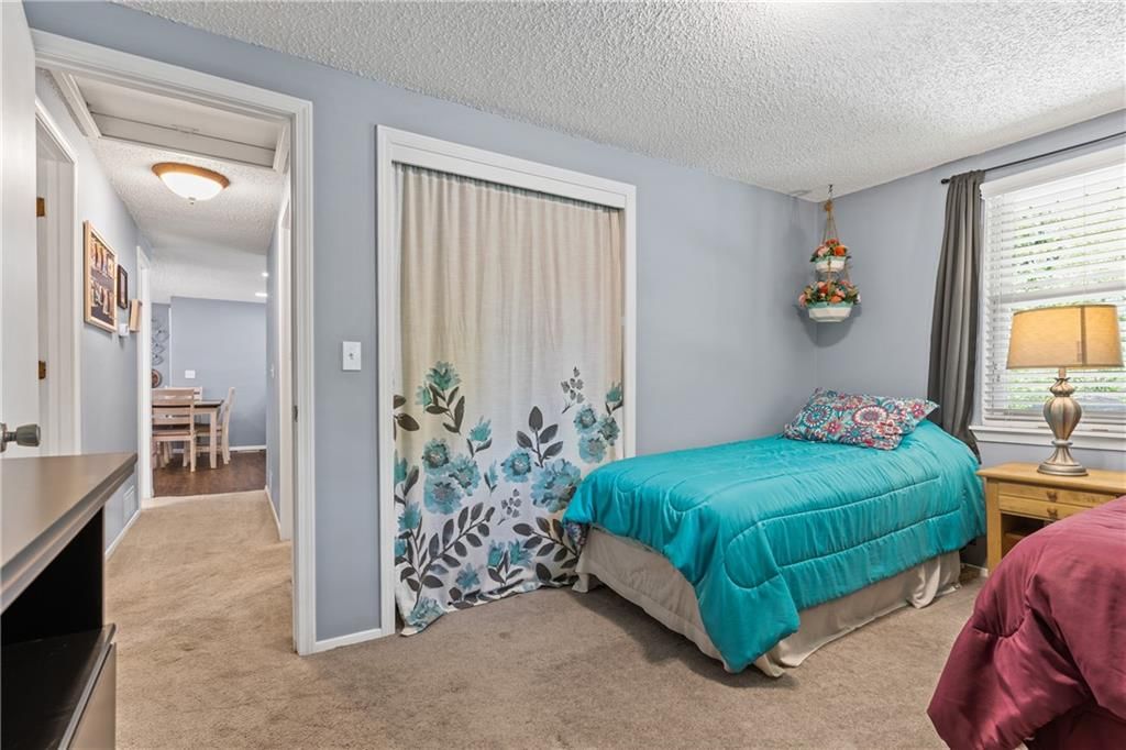 6514 N Harden Avenue — photo 33