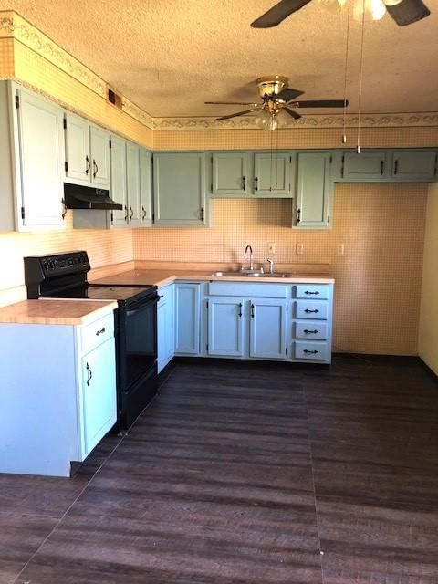 442 Sinclair Drive — photo 2