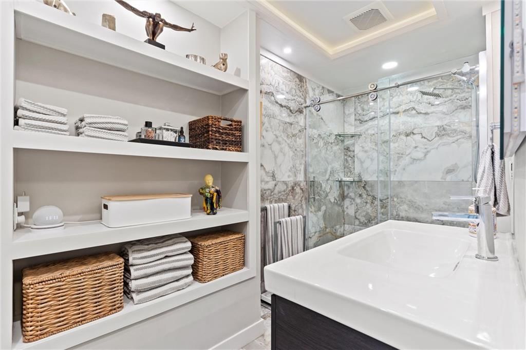 5735 Horton Street — photo 18