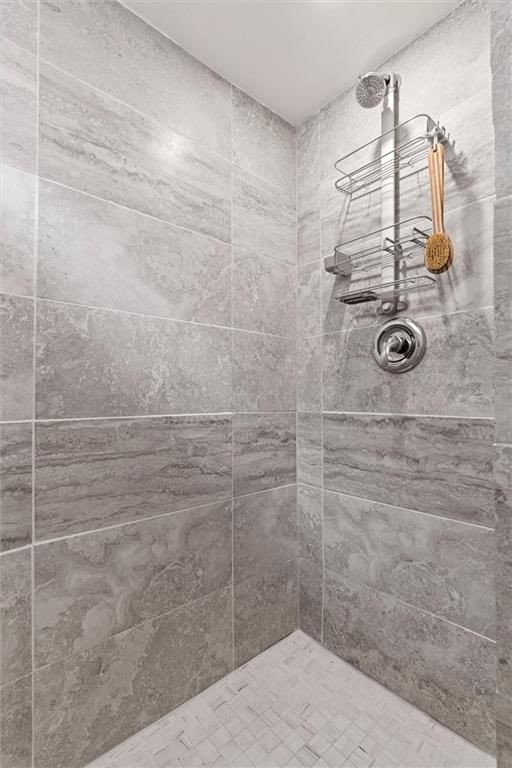 5735 Horton Street — photo 29