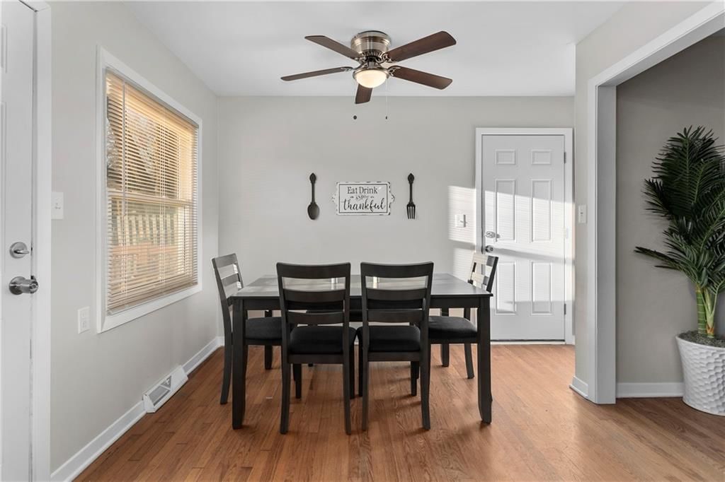 4512 S Grand Avenue — photo 15