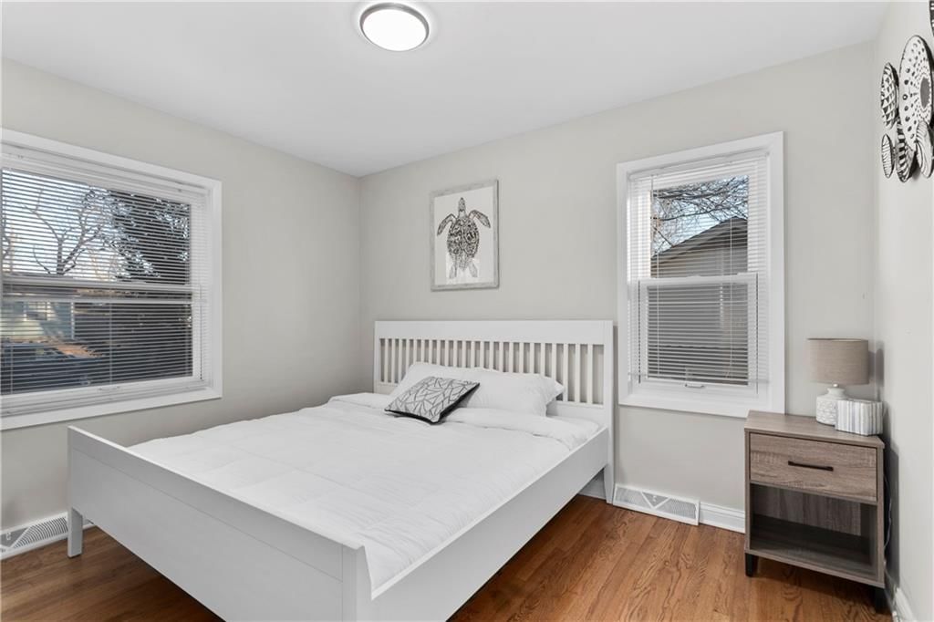 4512 S Grand Avenue — photo 20