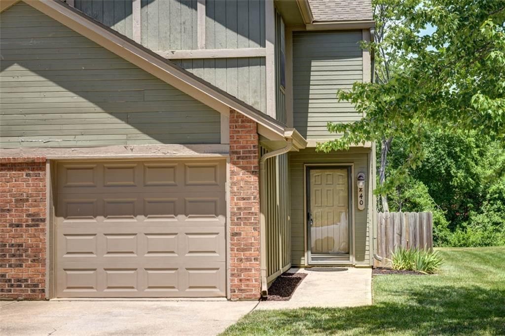 240 SW Pinetree Lane — photo 24