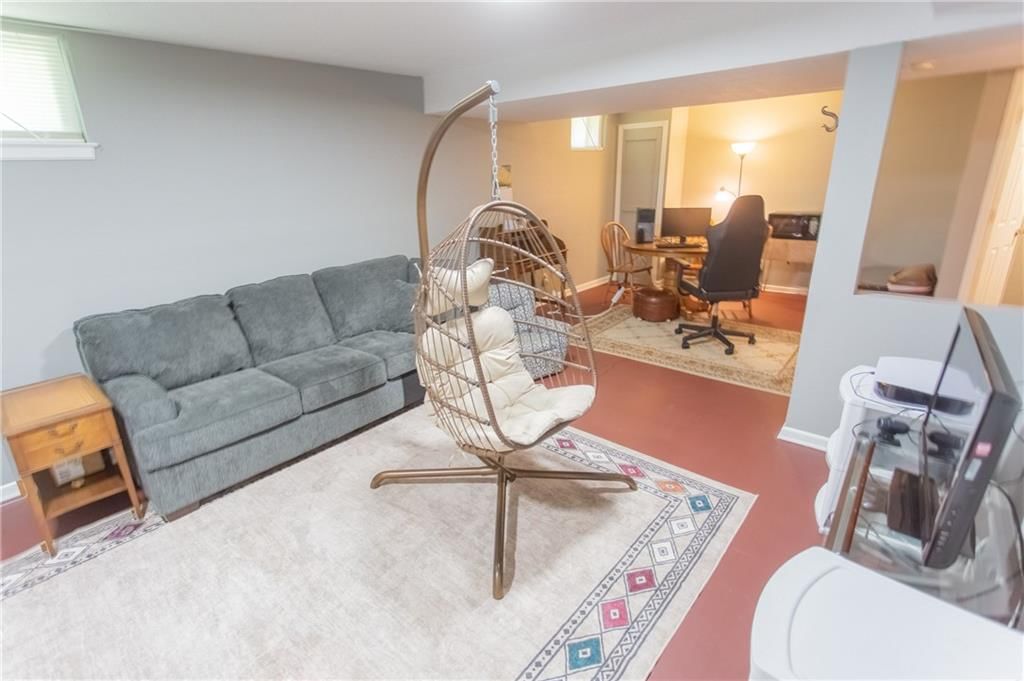 321 Kimberly Drive — photo 41