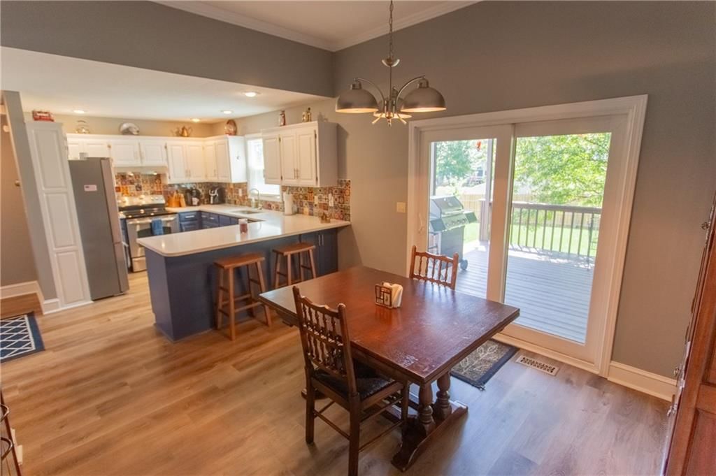 321 Kimberly Drive — photo 10