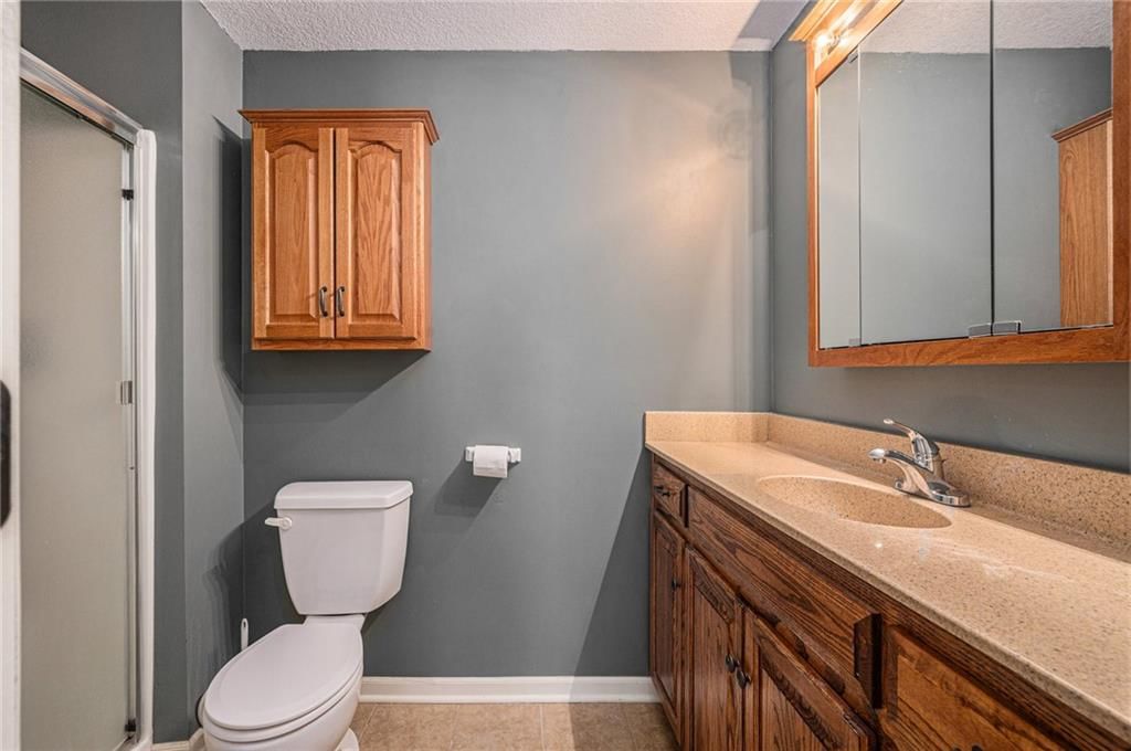 9609 N Adrian Avenue — photo 19