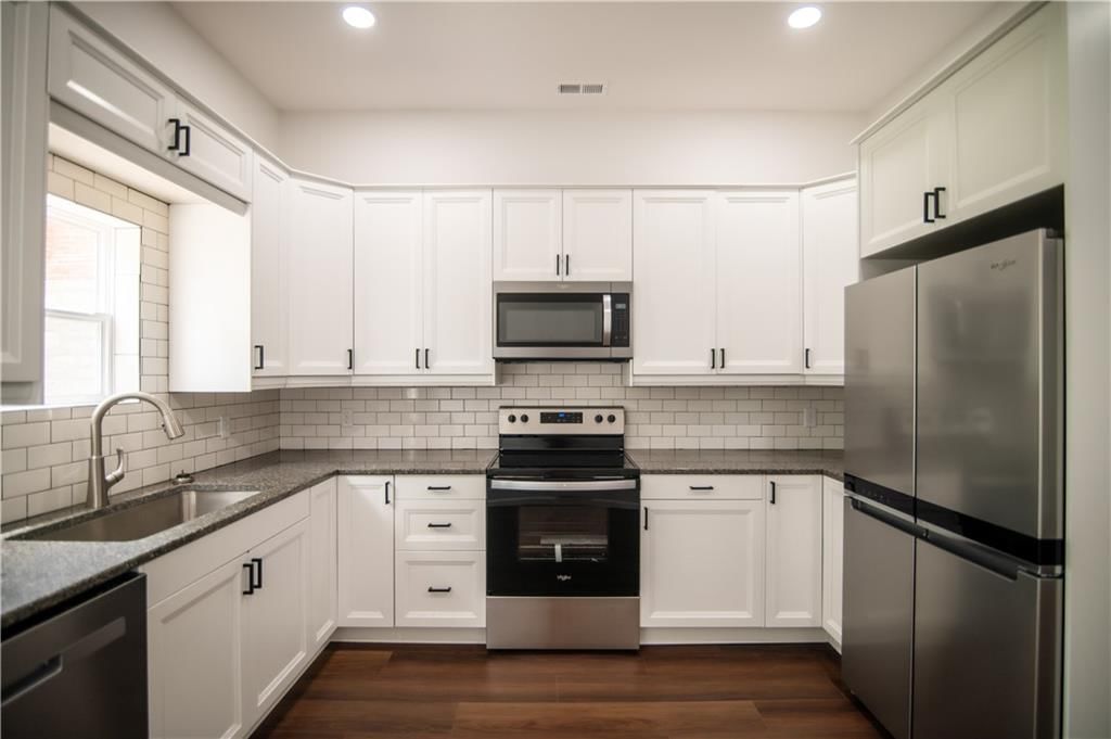516 Park Street — photo 26