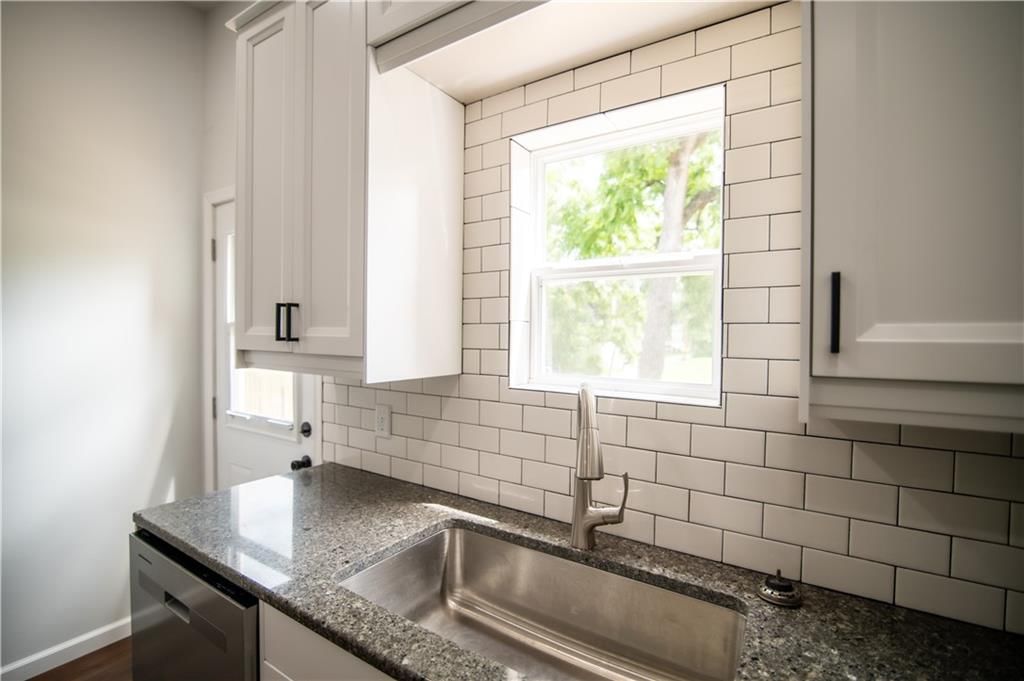 516 Park Street — photo 30