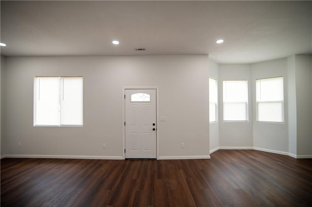 516 Park Street — photo 8