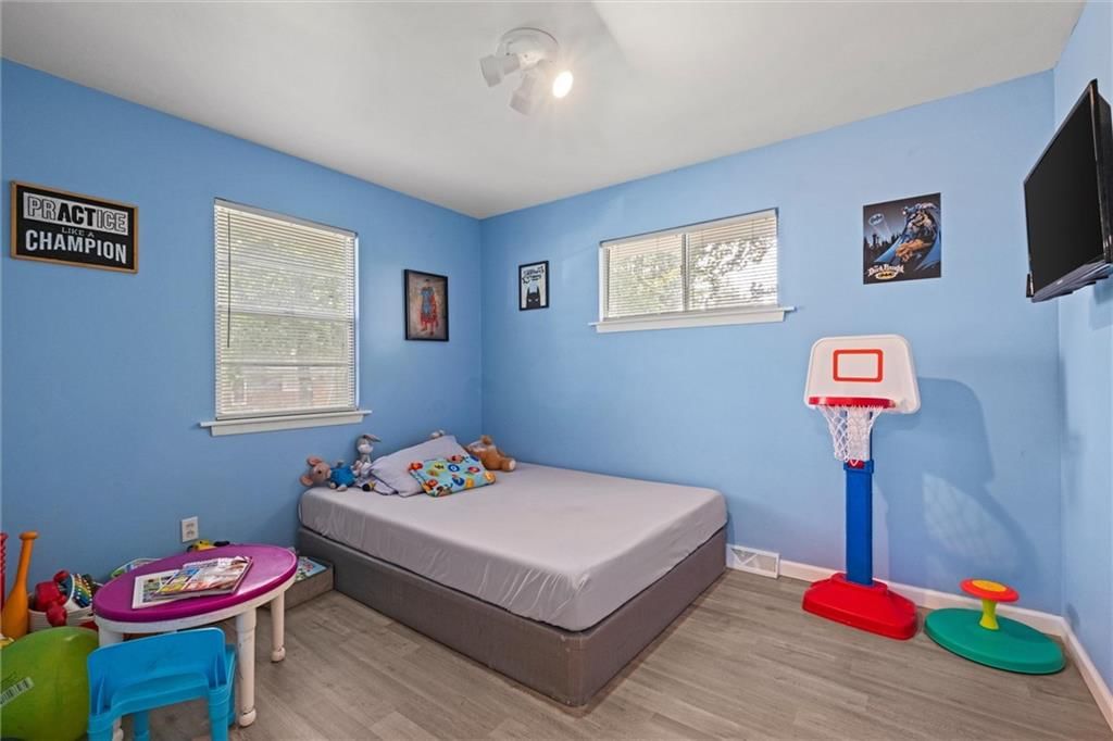 202 SW Yost Avenue — photo 12